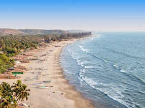 Candolim Beach